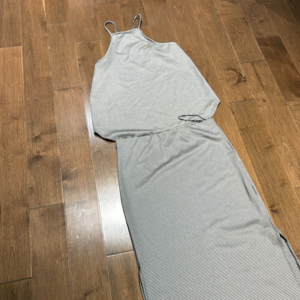 Finders keepers striped skirt and top sz S
